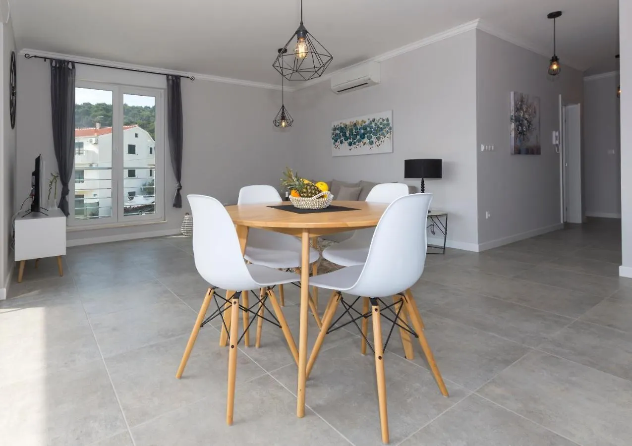 Apartments4Friends Apartment Nina 슬라티네 크로아티아